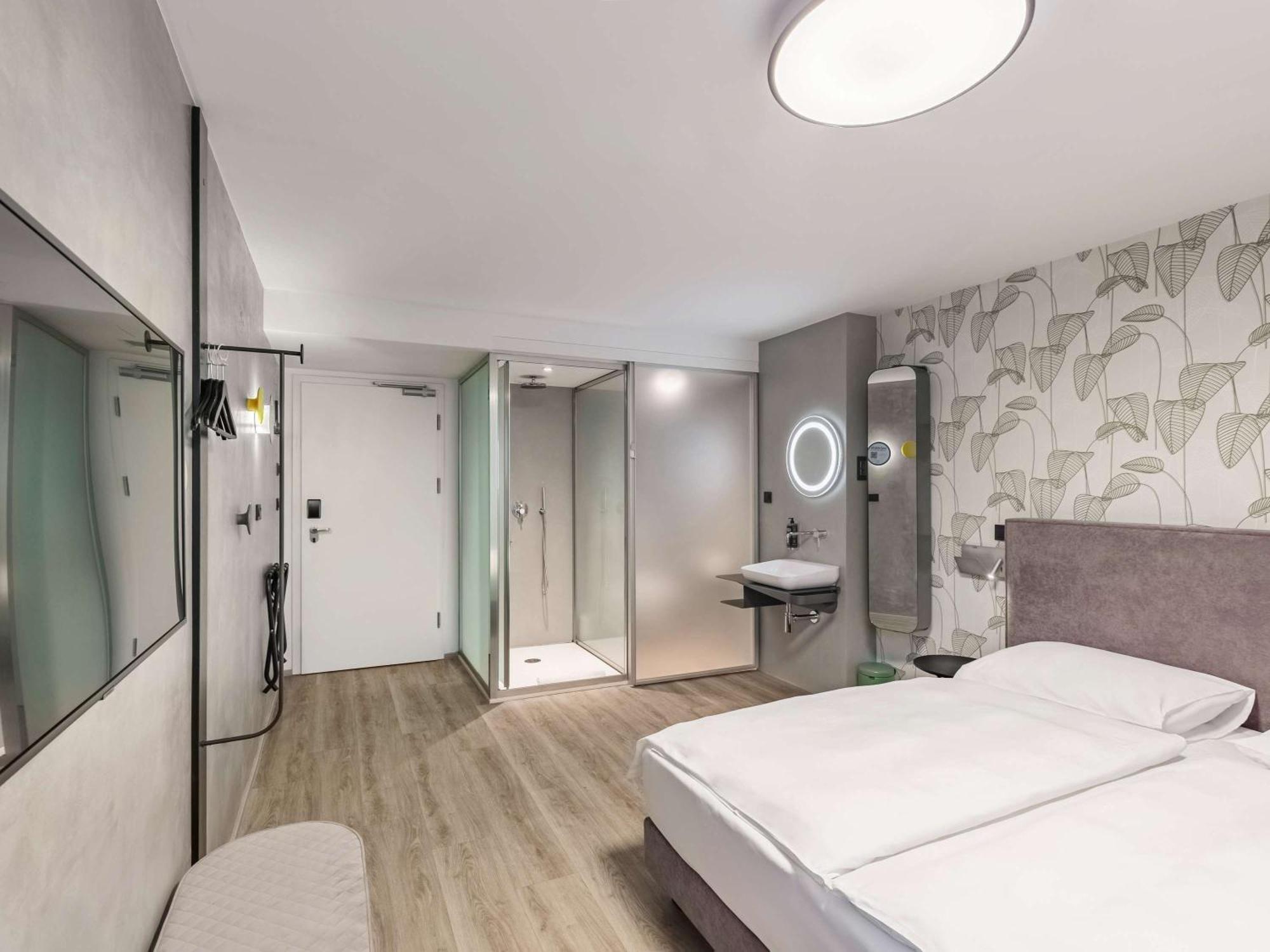 Ibis Styles Ljubljana Centre Hotel Phòng bức ảnh